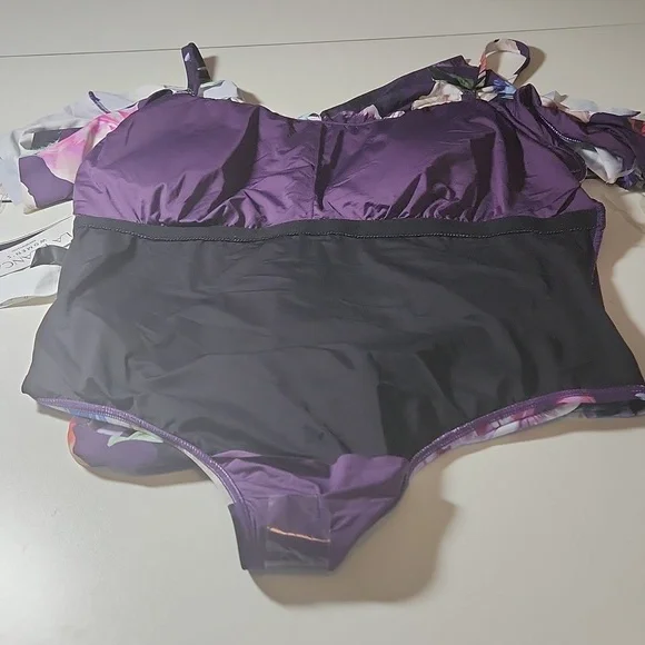 NWT LA BLANCA 22W one piece swimsuit purple with floral print - Picture 6 of 11